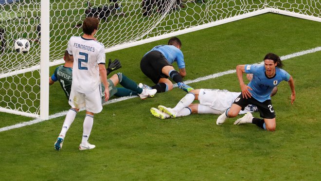 Edinson Cavani je potrdil gladko zmago Urugvaja. Foto David Gray/Reuters