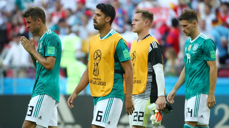 Fotografija: Nemci (z leve Thomas Müller, Sami Khedira, Marc-Andre ter Stegen in Leon Goretzka) so se že po treh tekmah poslovili od SP. FOTO: Reuters