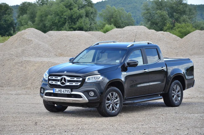 X 350 d 4MATIC bo pri nas moč naročiti sredi julija. FOTO: Gašper Boncelj