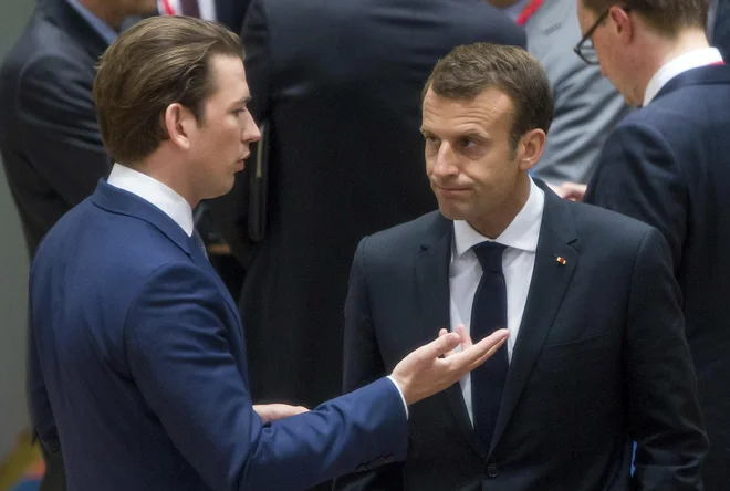 Avstrijski kancler Sebastian Kurz je izpostavil, da je prvič dosežen dogovor o centrih za obravnavo migrantov zunaj EU. FOTO: AP<br />