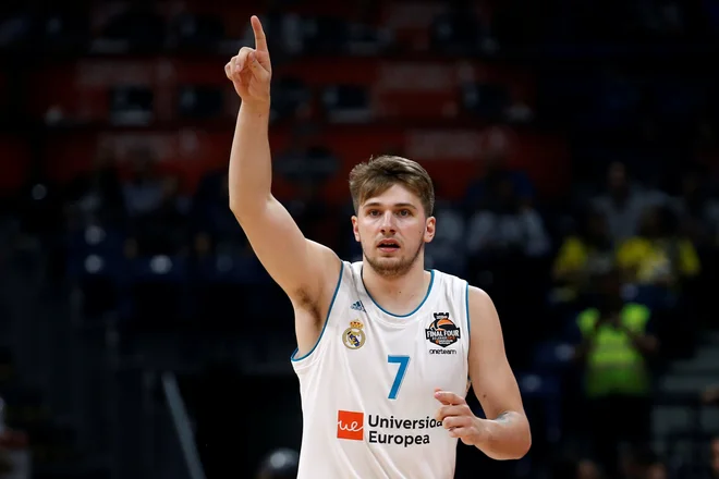Verjemi v svoj koš, Luka, da ne boš samo blago, postavka v neki pogodbi, ki si jo podajajo od franšize do franšize. FOTO: Reuters