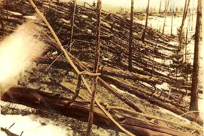 Fotografijo posledic padca kometa pripisujejo Leonidu Kuliku. FOTO: Wikimedia Commons