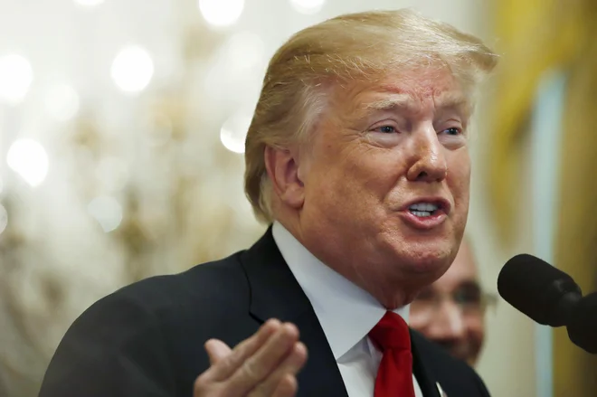 »Cene so previsoke, strinjal se je,« je tvitnil Trump. FOTO: AP