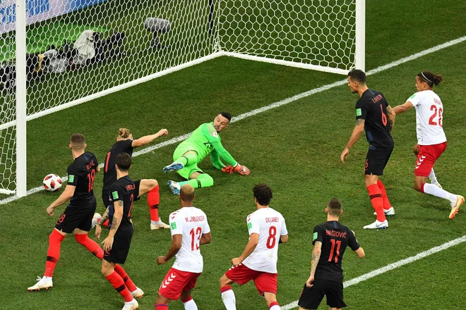 Mathias Jørgensen je za zadetek potreboval pičlih 57 sekund. Foto Martin Bernetti/AFP