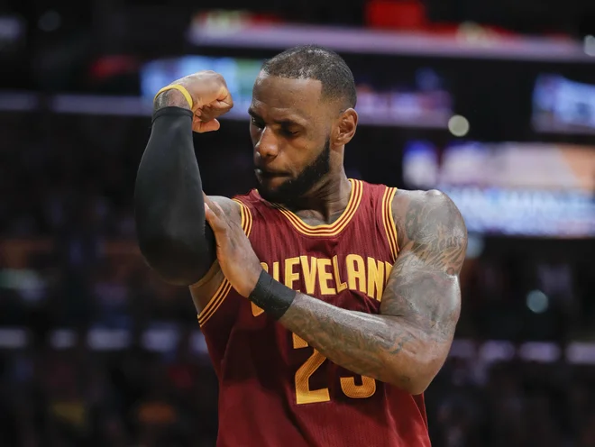 LeBron James se seli k Los Angeles Lakers. FOTO: Jae C. Hong/Ap