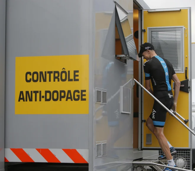 Ali bo Froome lahko nastopil na letošnjem Touru, še ni znano. FOTO: Laurent Rebours/Ap