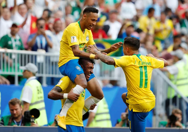 V predtekmovanju se je Neymar (na vrhu) še ogreval, proti Mehiki pa je zablestel v polnem sijaju.<br />
FOTO Reuters