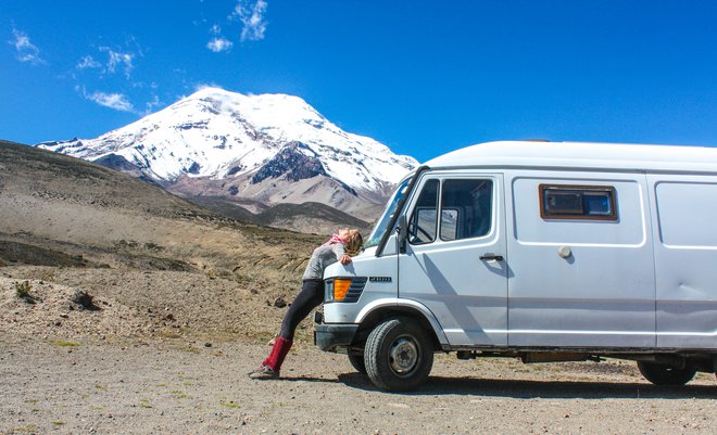 Eva Žontar pod Chimborazom, Ekvador. FOTO: arhiv/Avantura