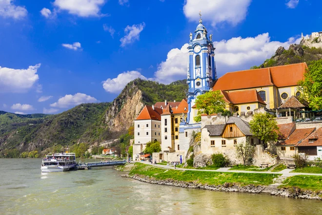 V Wachau se zgrinjajo turisti z vsega sveta. Foto Reuters