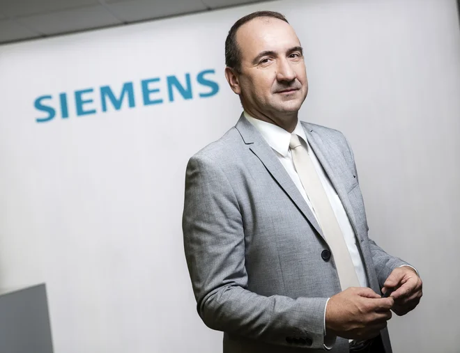 Razmišljati, da nam gre dobro, je lahko nevarno, opozarja Matej Kupljenik. FOTO: Siemens