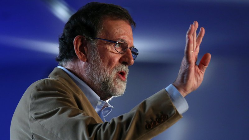 Fotografija: Nekdanji španski premier in vodja Ljudske stranike Mariano Rajoy. FOTO: Albert Gea/Reuters