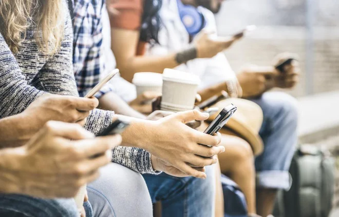 Kaj so miti in resnice o milenijcih? Ugotavljamo v Delu. FOTO: Shutterstock