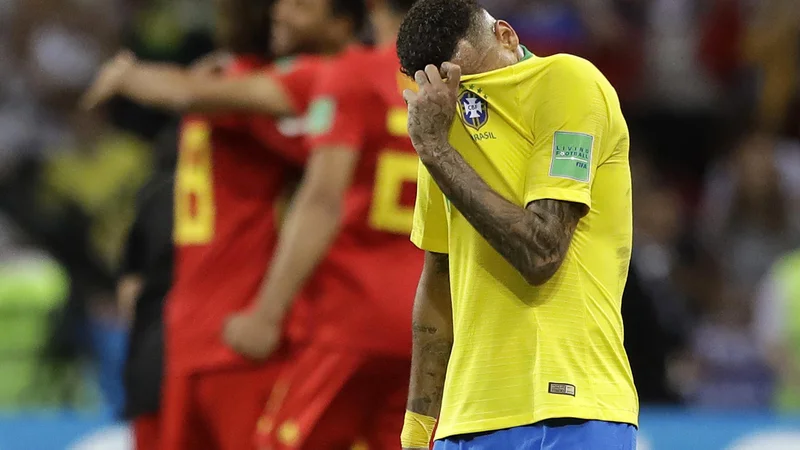 Fotografija: Neymar je bil po izpadu Brazilije tarča kritik stroke in navijačev, vodstvo zveze pa ga je vzelo v bran.
Foto Ap