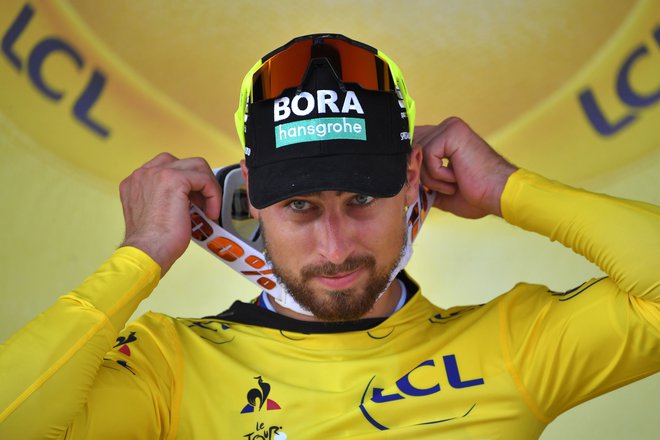 Rumeno majico je po drugi etapi oblekel Peter Sagan. Foto Marco Bertorello/AFP