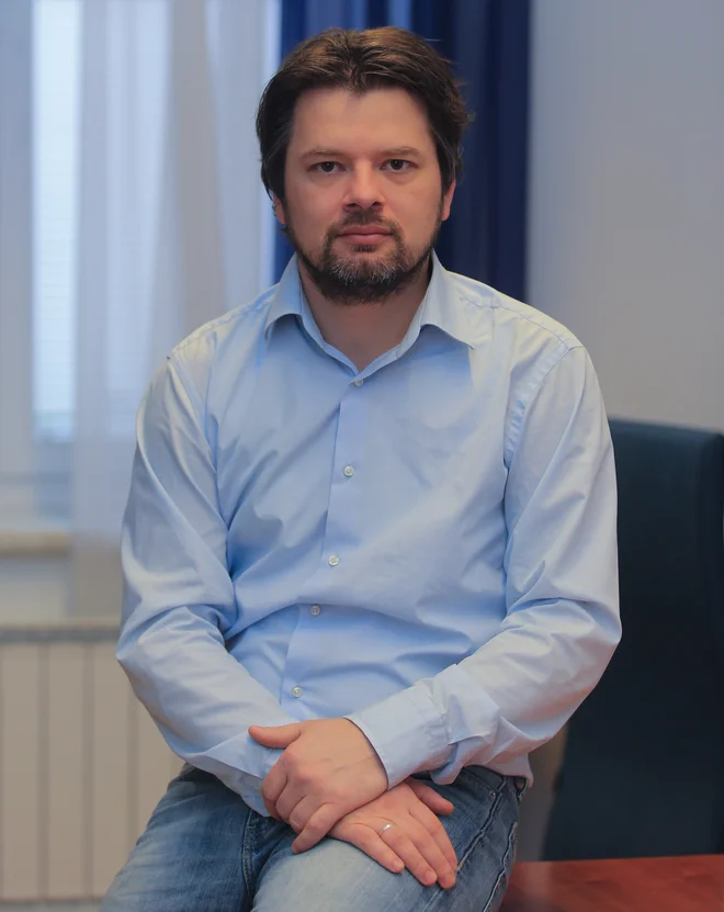 Boštjan Brezovnik: »Vlade so od leta 2007 sistem financiranja občin prilagajale aktualnim političnim razmeram.« FOTO: Tadej Regent