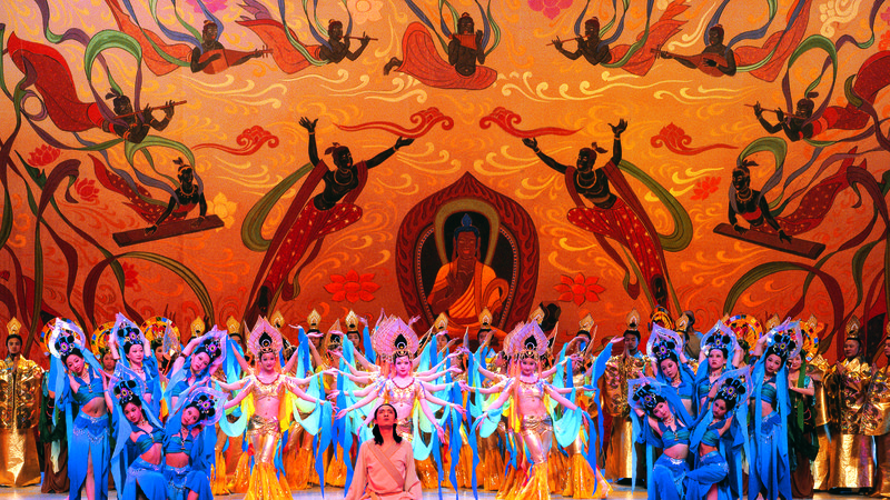 Fotografija: Plesalci iz Lanzhouja bodo razgrnili zgodbo o Dunhuangu, jamah Mogao in nepremagljivi moči ljubezni. Foto arhiv Ljubljana Festivala