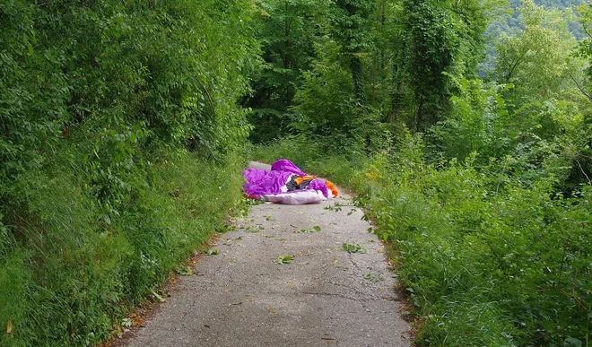 Američan je strmoglavil nad dolino Tolminke. FOTO: Miljko Lesjak/grs Tolmin