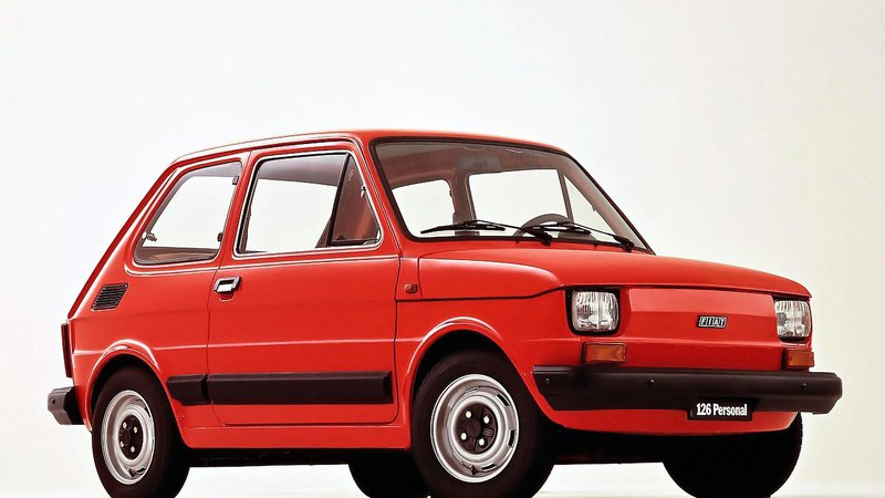 Fotografija: Fiat 126 je pustil najgloblji pečat v državah socialističnega bloka, kjer je bil v sedemdesetih in osemdesetih let prejšnjega stoletja zaradi proizvodnje na Poljskem zelo razširjen. FOTO: Fiat
