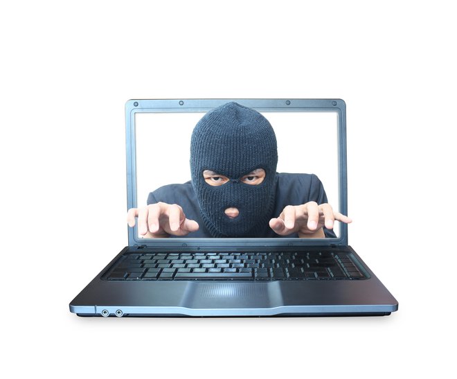 V zadnjih dneh se na vzhodu Slovenije povečuje število spletnih napadov na podjetja. FOTO: Shutterstock