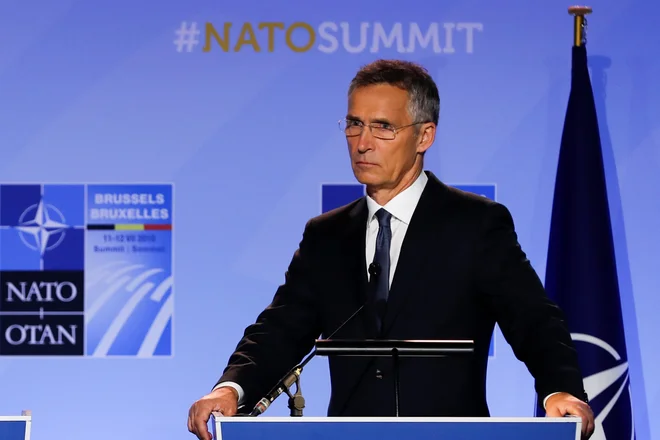 Generalni sekretar zavezništva Jens Stoltenberg je spomnil, da je navzočnost ameriških sil v Evropi ključna za projekcijo ameriške moči v Afriki, Aziji in na Bližnjem vzhodu. FOTO: Reuters