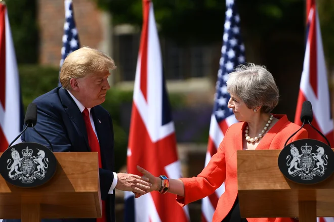 Trump je odnos med država ocenil kot zelo, zelo močan. FOTO: Brendan Smialowski Afp