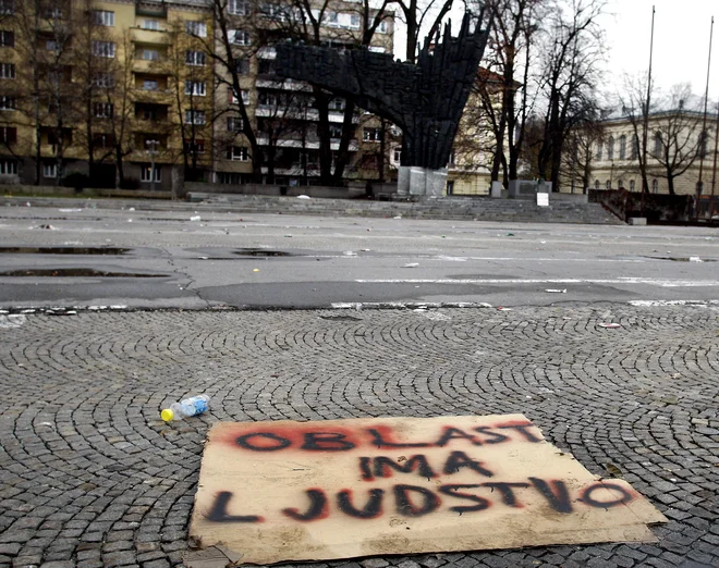 Na Trgu republike so se konec leta 2012 začele vstaje v prestolnici. Foto: Aleš Černivec