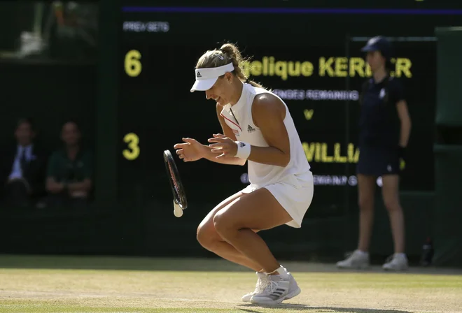 Veselje Angelique Kerber po zadnji točki, ki ji je prinesla naslov. FOTO: AP