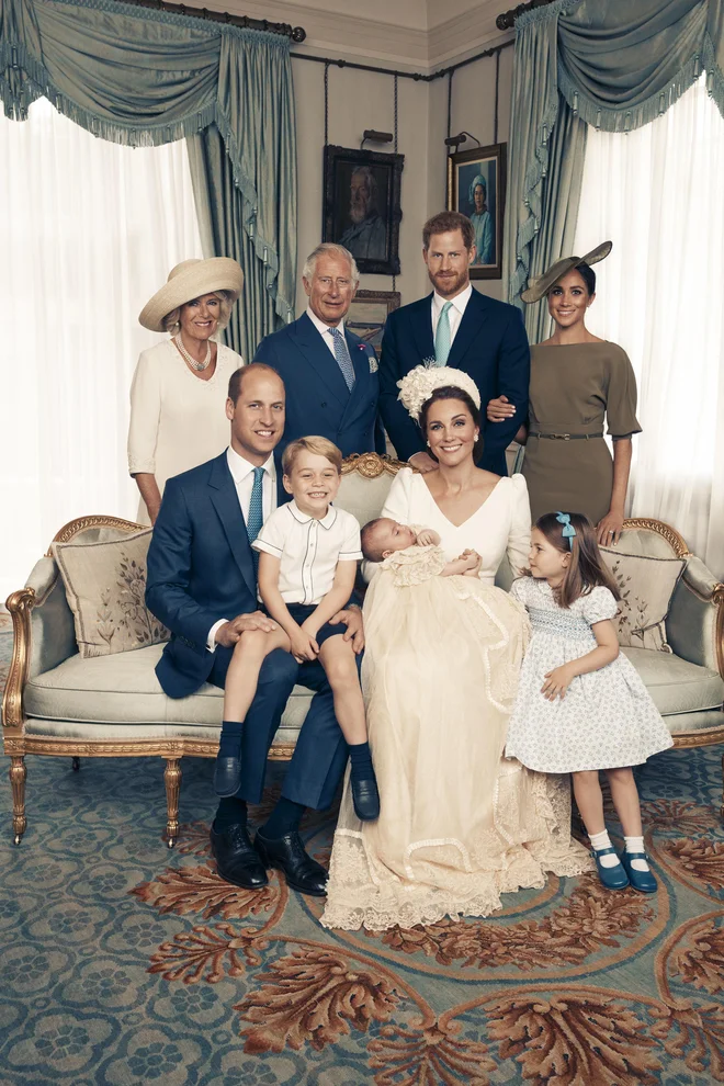 Na kraljevem krstu ni bilo Kraljice Elizabete II., saj se zaradi slabšega zdravja njenega moža princa Filipa vse manj pojavljata v javnosti. FOTO: Matt Holyoak/AP