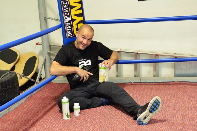 HERBALIFE - DEJAN ZAVEC