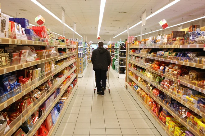 Supermarket na Parmovi, 2009. FOTO: Igor Zaplatil/Delo