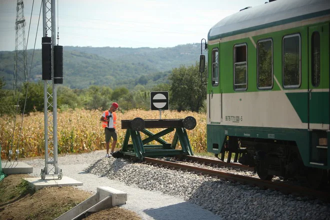 Zakon o drugem iru je po številinh težavah le stopil v veljavo. FOTO: Jure Eržen/Delo