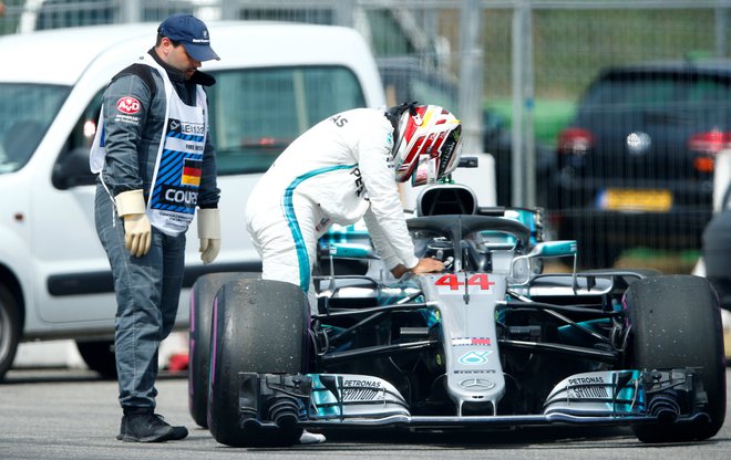 Glavni osmoljenec kvalifikacij je bil Lewis Hamilton. FOTO: Ralph Orlowski/Reuters