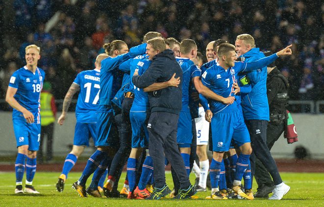 Islandski nogometaši so spet pokazali, kaj je mogoče doseči z močnim kolektivnim duhom. FOTO: Haraldur Gudjonsson/Afp