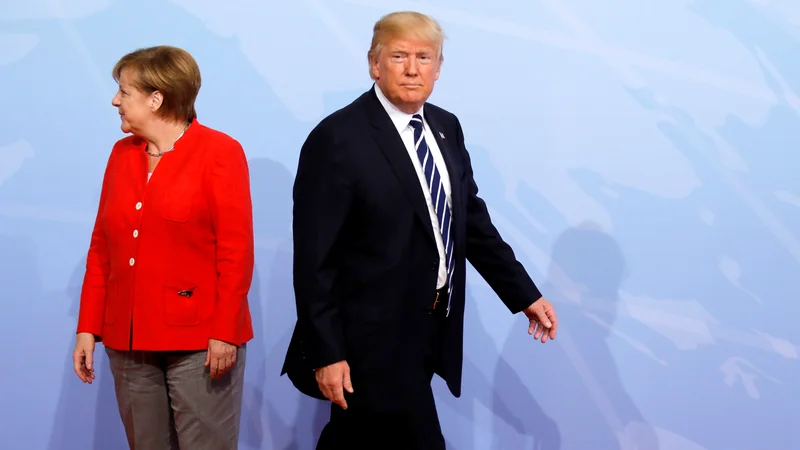 Fotografija: Ameriški predsednik Trump je Nemce razburil z očitkom, da je njihova država pod vodstvom Angele Merkel čedalje bolj odvisna od Rusije. FOTO: REUTERS/Carlos Barria