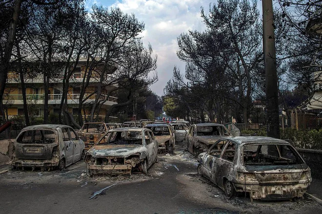 V Mati je bilo poškodovanih najmanj 170 ljudi. FOTO: AFP