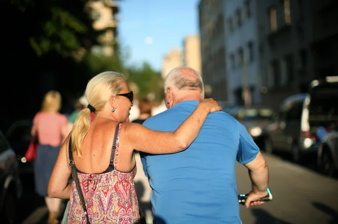 Upokojenci bodo poleg julijske pokojnine kmalu dobili višji letni dodatek. FOTO: Jure Eržen/Delo