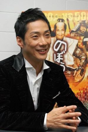 Mansai Nomura, japonski igralec, najbolj znan po svojih vlogah v kyogenu, tradicionalni obliki gledališke komedije – leta 2001 je prejel tudi prestižno nagrado Blue Ribbon. Foto Dokumentacija Dela