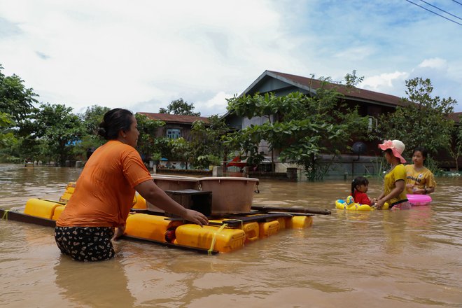 Poplavljeno mesto Hpa An FOTO: Sau Kjau San Oo/AFP