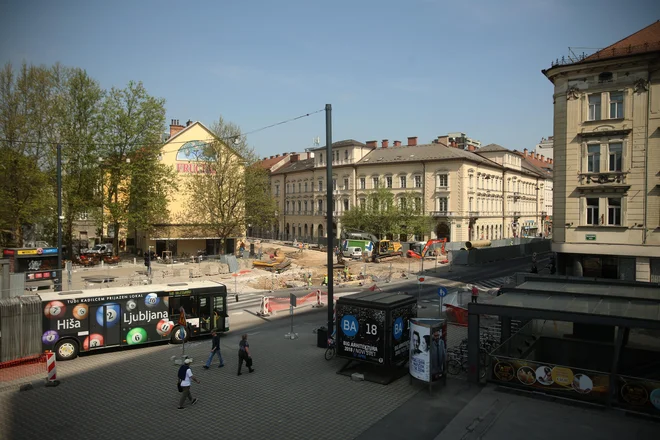 Dela na Dalmatinovi ulici še potekajo. FOTO: Jure Eržen/Delo