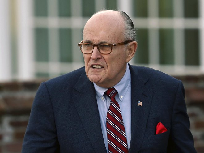 Rudy Giuliani: Moja stranka ni kriva ampak, četudi je kriva, to kar je storila ni kaznivo dejanje. FOTO: AP