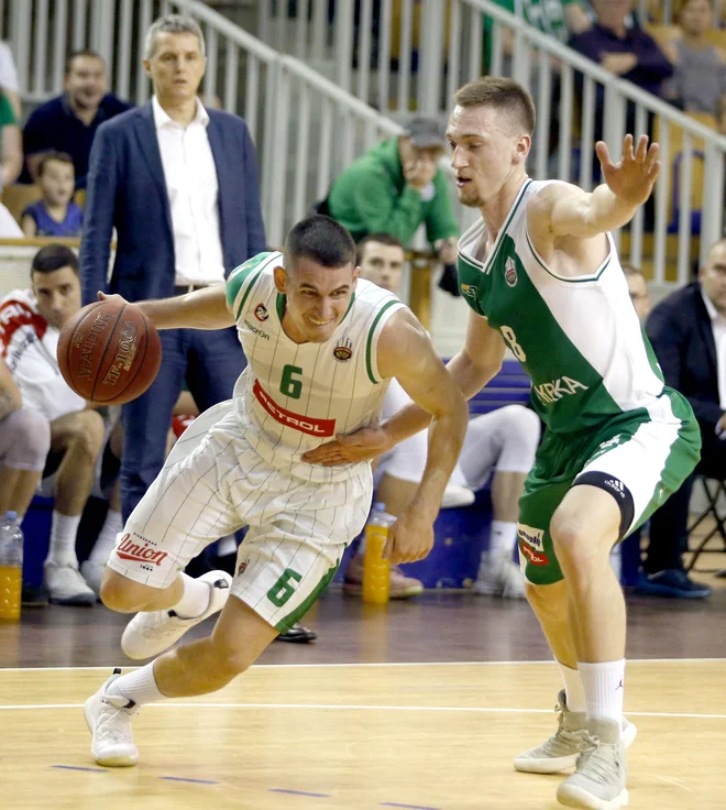 Jan Špan (levo) in Domen Bratož bosta tudi jeseni organizirala igro Olimpije in Krke. Foto Roman Šipić