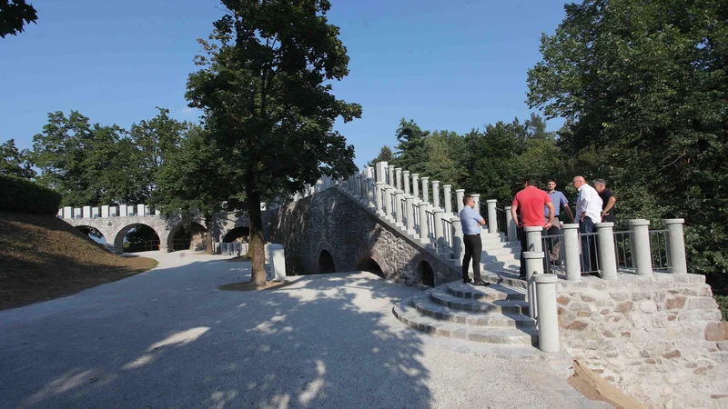 Fotografija: Priljubljene Šance so prenovljene in spet varne za obiskovalce. FOTO: Mavric Pivk