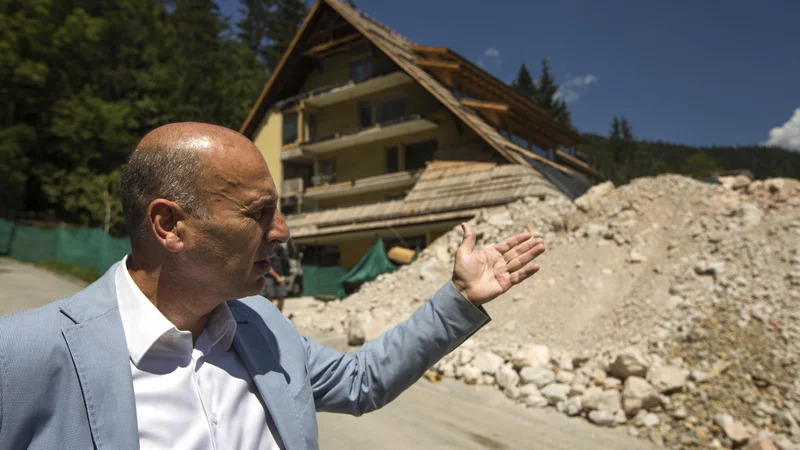 Fotografija: Poslovnež Marjan Batagelj na Jezerskem prenavlja hotel Planinka. FOTO: Voranc Vogel/Delo