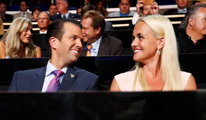 Donald Trump Jr. s soprogo Vanesso. FOTO: Jonathan Ernst/Reuters