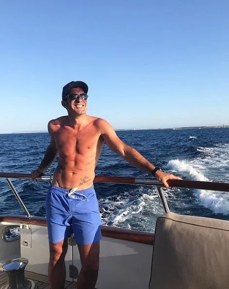 Tudi upokojeni nogometni as Luis Figo se je nastavljal lepim njihovim žarkom. FOTO Instagram