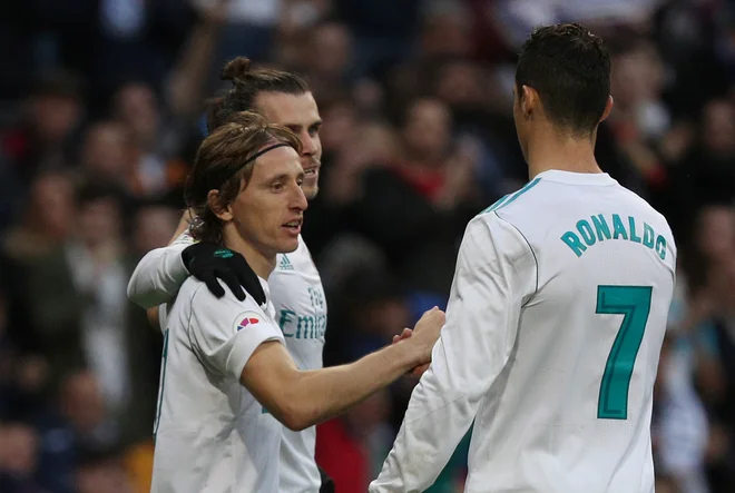 Luka Modrić bo ob zajetni povišici očitno ostal v Madridu. FOTO: Reuters