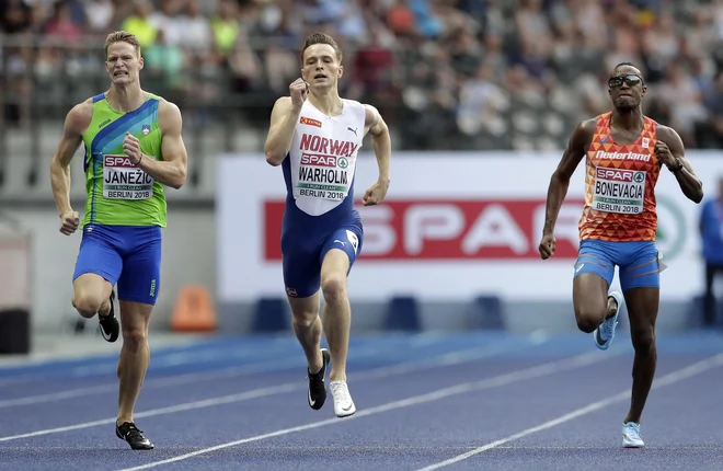 Luka Janežič je v svoji polfinalni skupini zaostal le za Karstenom Warholmom. FOTO: AP