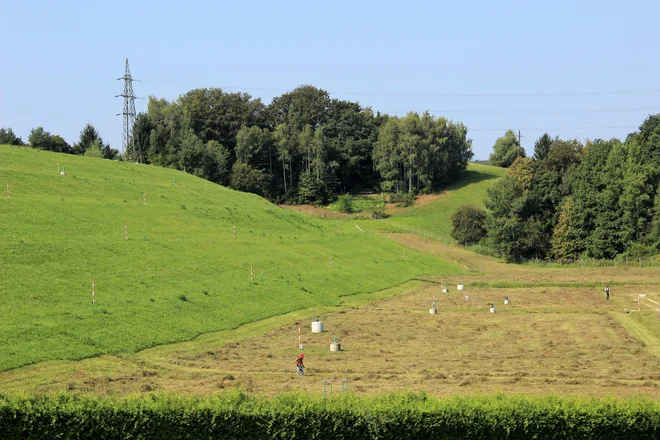 Pregrada pod odlagališčem nenevarnih odpadkov Cinkarne Celje v Bukovžlaku. FOTO: Brane Piano