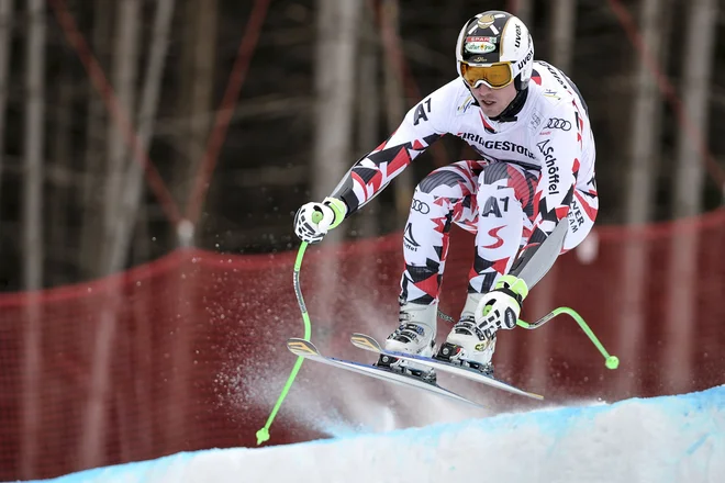 Hannes Reichelt je imel precej smole med igranjem nogometa. FOTO: Philipp Guelland/AFP