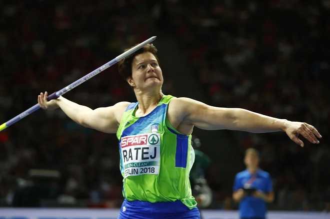 Martina Ratej je stopničke zgrešila za las. FOTO: Matthias Schrader/AP